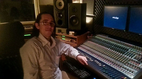 At CA3 studios (Steve Brookfield): http://stevebrookfield.co.uk/home.html 