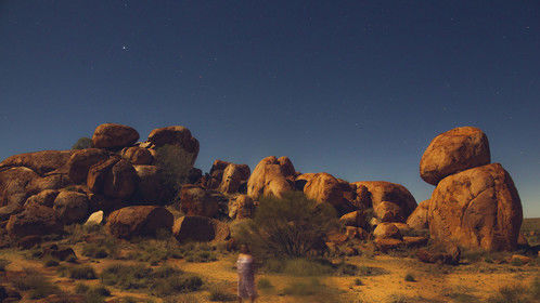 Devils Marbels in a Super Moon glow | the sectret people of Karlu Karlu