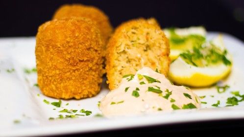 Gary's famous Maryland Crab cakes with garlic lemon aioli