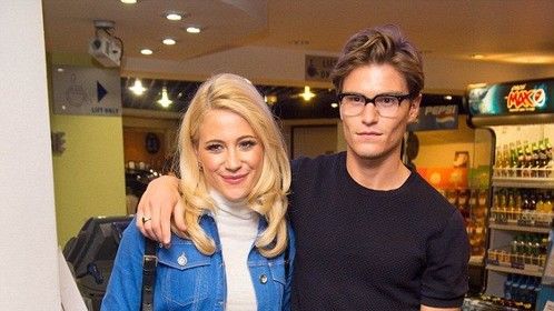Date night: Pixie Lott was rocking the double denim when she attended the Guvnors premiere at the Odeon cinema in Covent Garden with her boyfriend Oliver Cheshire on Wednesday night.